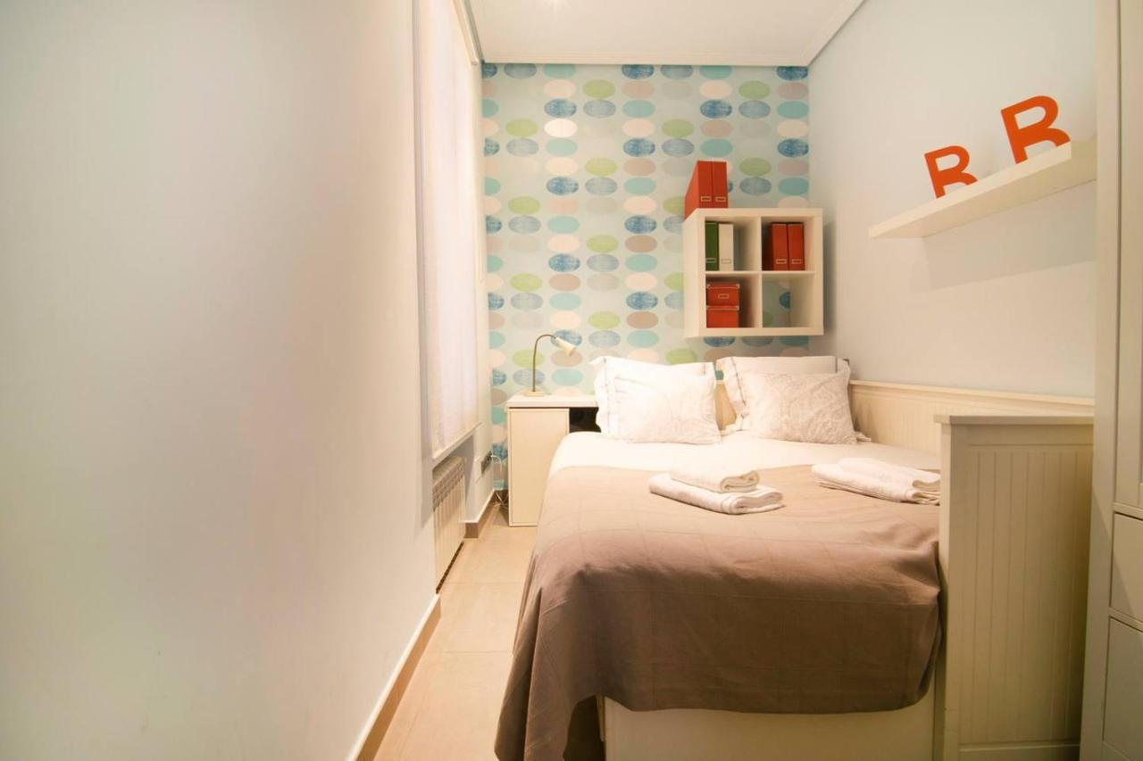 Cozy Apartment Near San Miguel Market By Batuecas 马德里 外观 照片